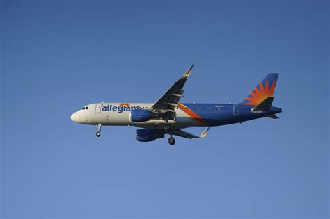 Turbulence aboard Allegiant flight injures 2 passengers, 2 flight attendants